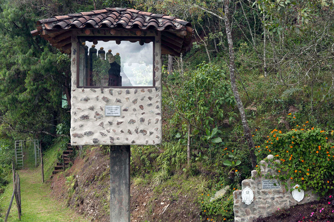 pablo escobar prison